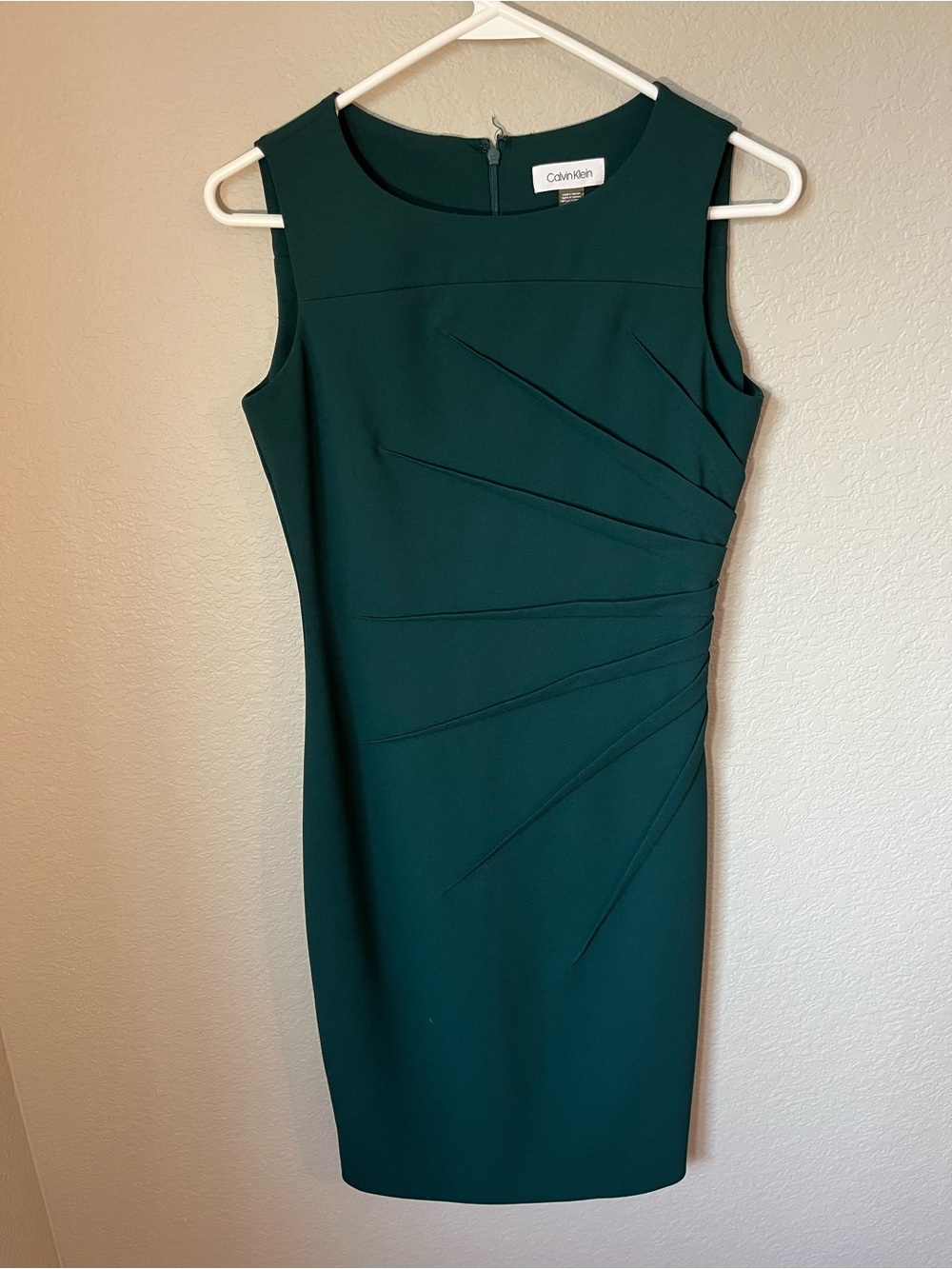 Calvin Klein Emerald Green Sunburst Pleated Sheath Dress Size 4 Cocktail Office